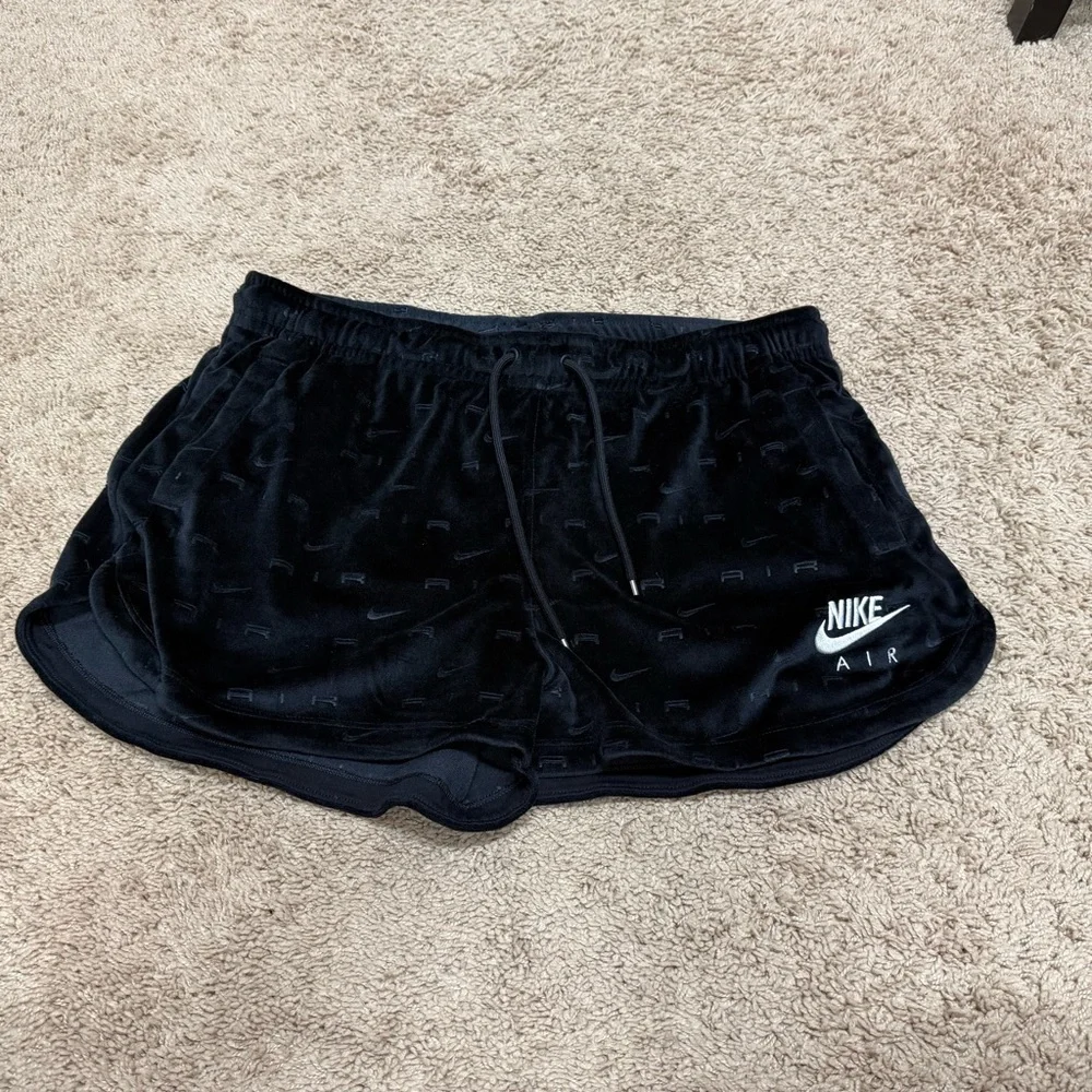 Nike Air Women's Black Velour Shorts, Size L